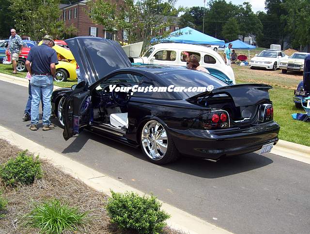 Custom Mustang 